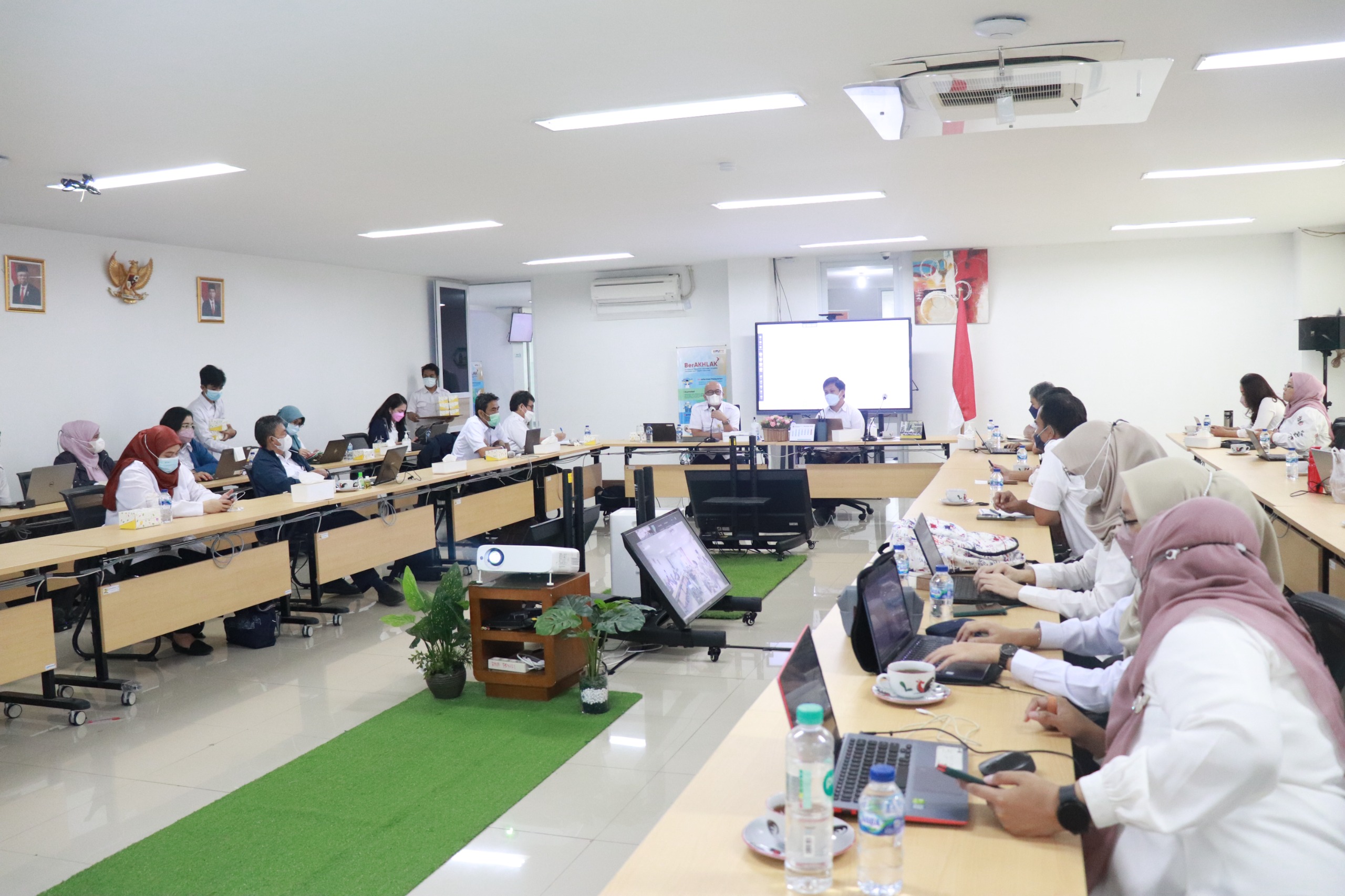 Ruang Rapat Klasikal